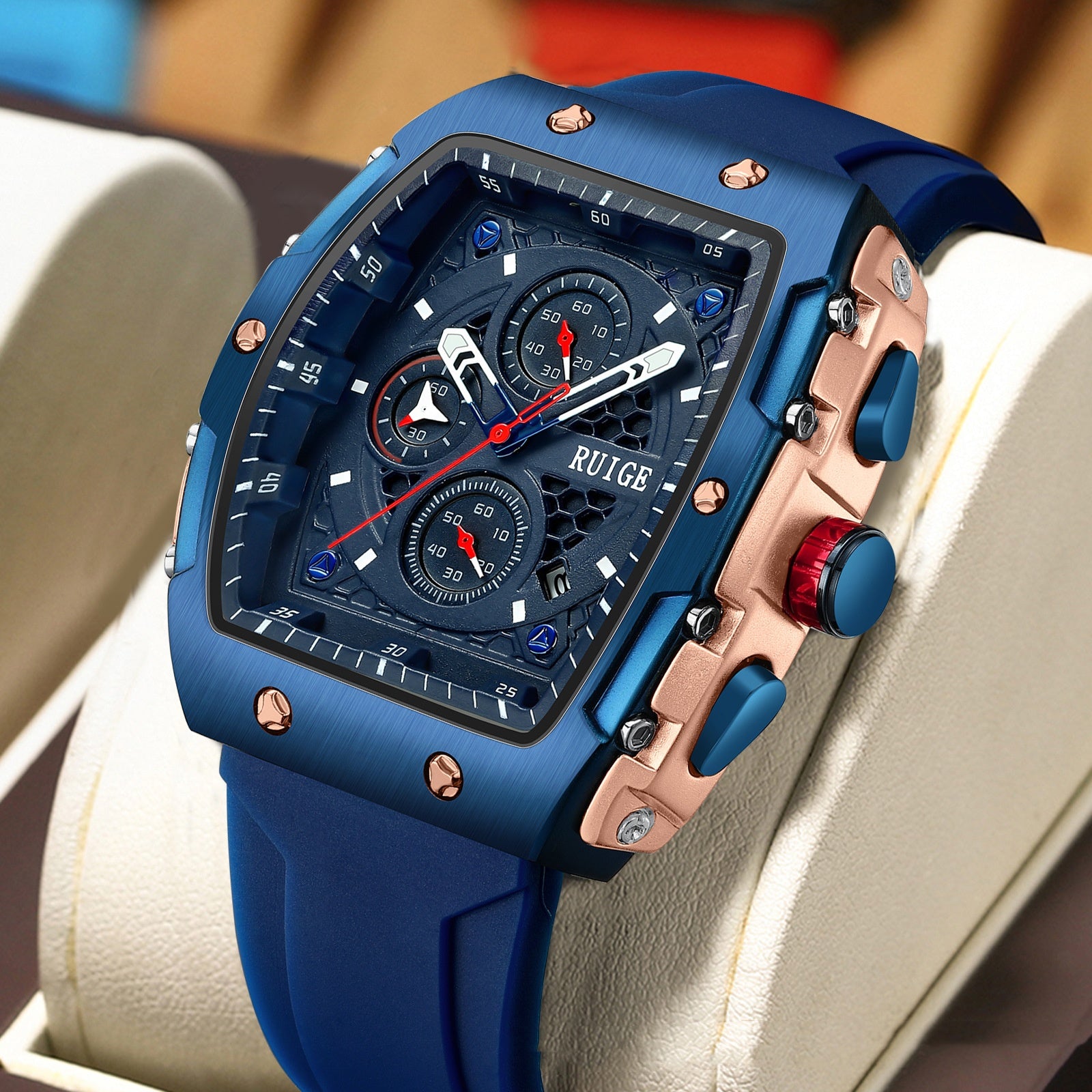 Men's barrel-shaped outdoor sports watch