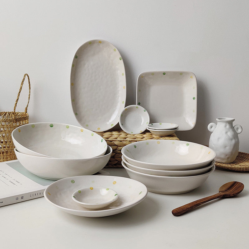 Japanese-style porcelain ceramic plate set
