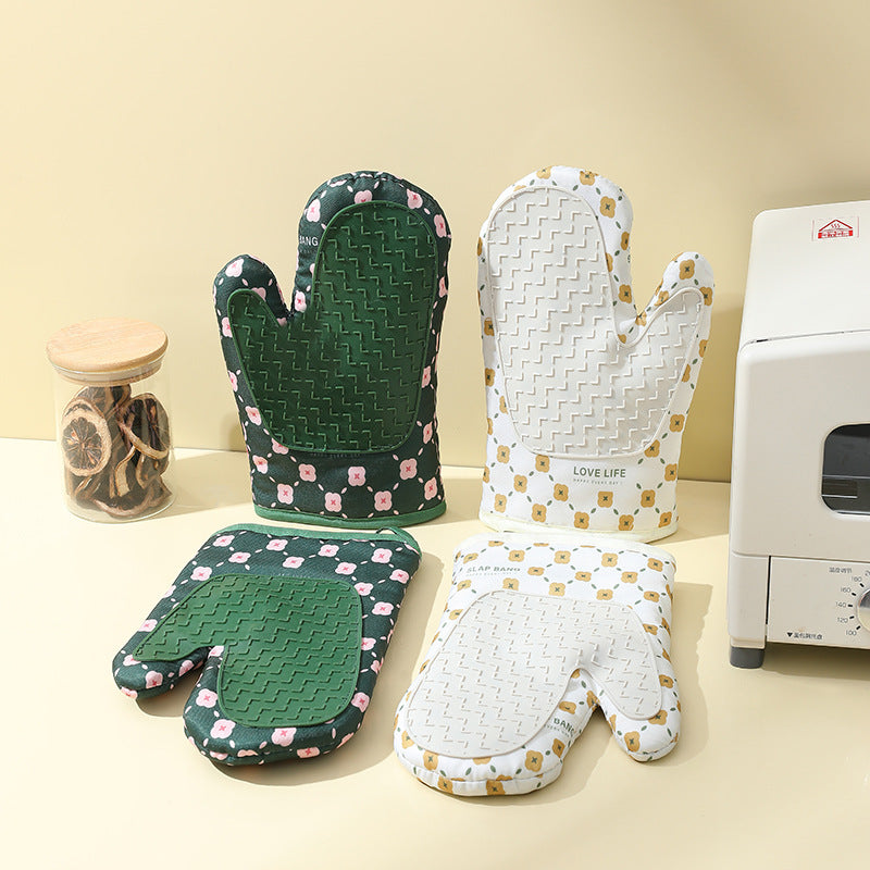 Heat-resistant cotton oven mitts and pot holders set
